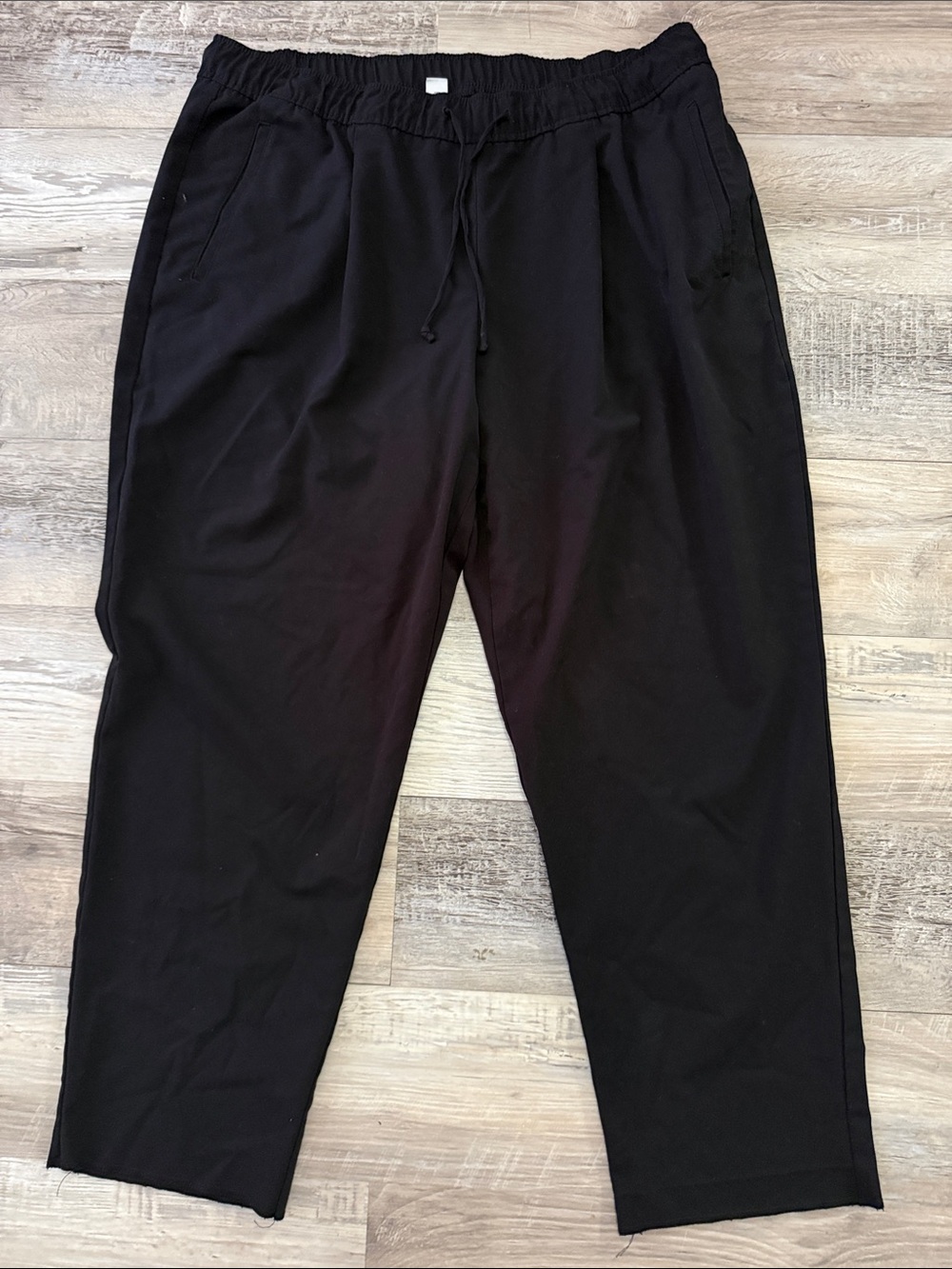 Old Navy Black Elastic-Waist Pull-On Trousers with Drawstring
